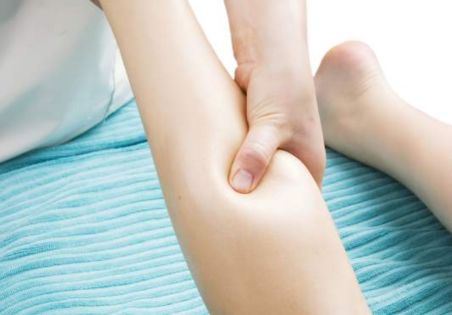 Masajes para el cuidado muscular de las piernas